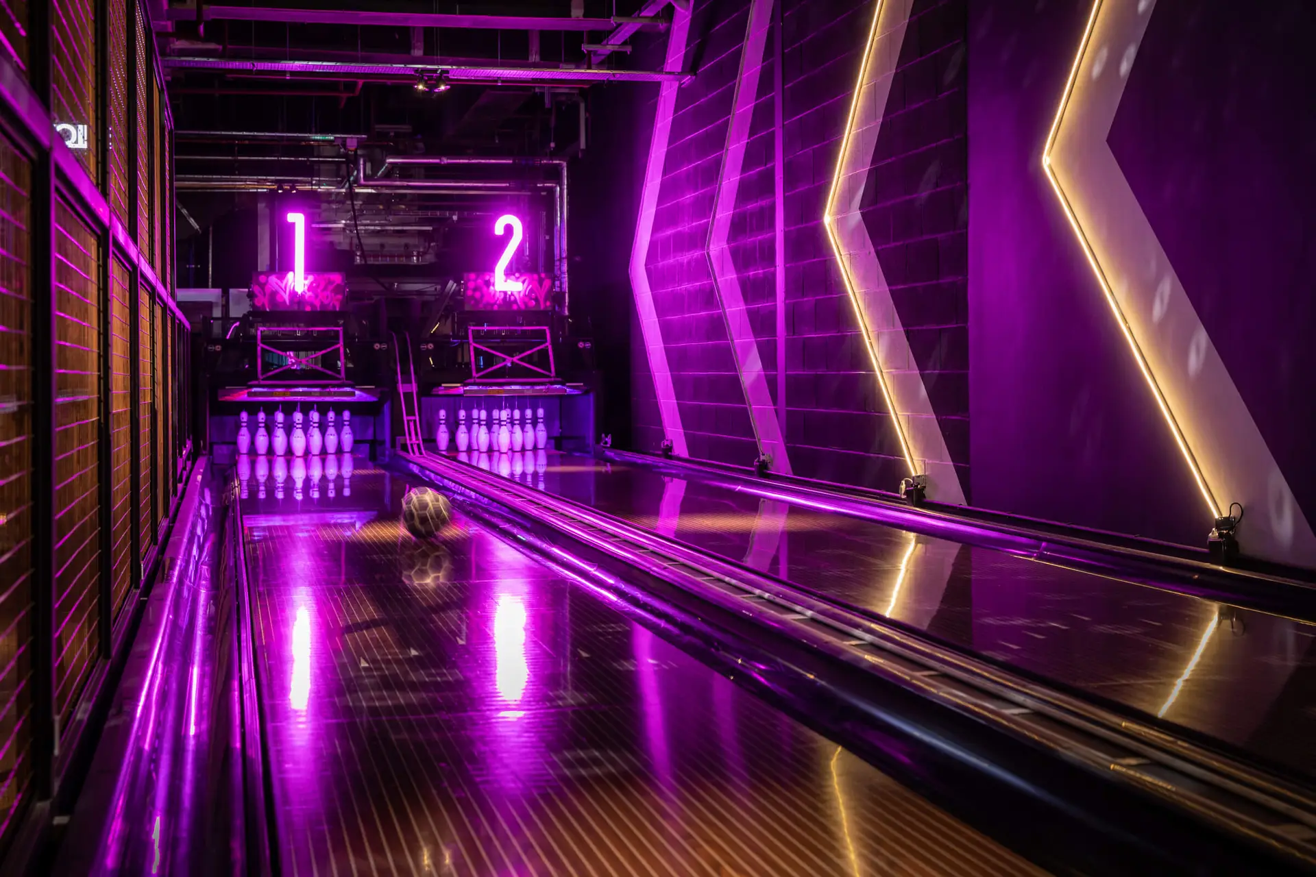 Lane7, Edinburgh, games bar, activity bar, things to do, work social, fun night out, birthday parties