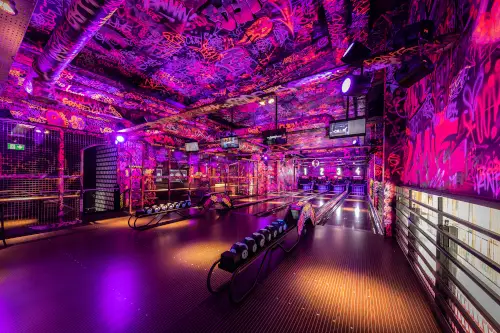 Lane7, Bowling day, games bar, activity bar, things to do, work social, fun night out, birthday parties